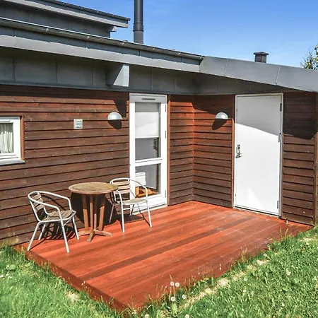 4 Bedroom In Holiday home